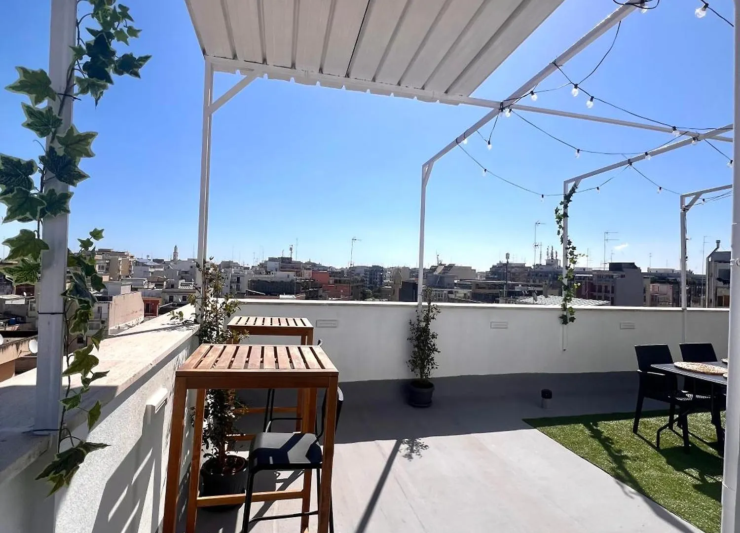 Apartment Ferienwohnung Attic8 Bari