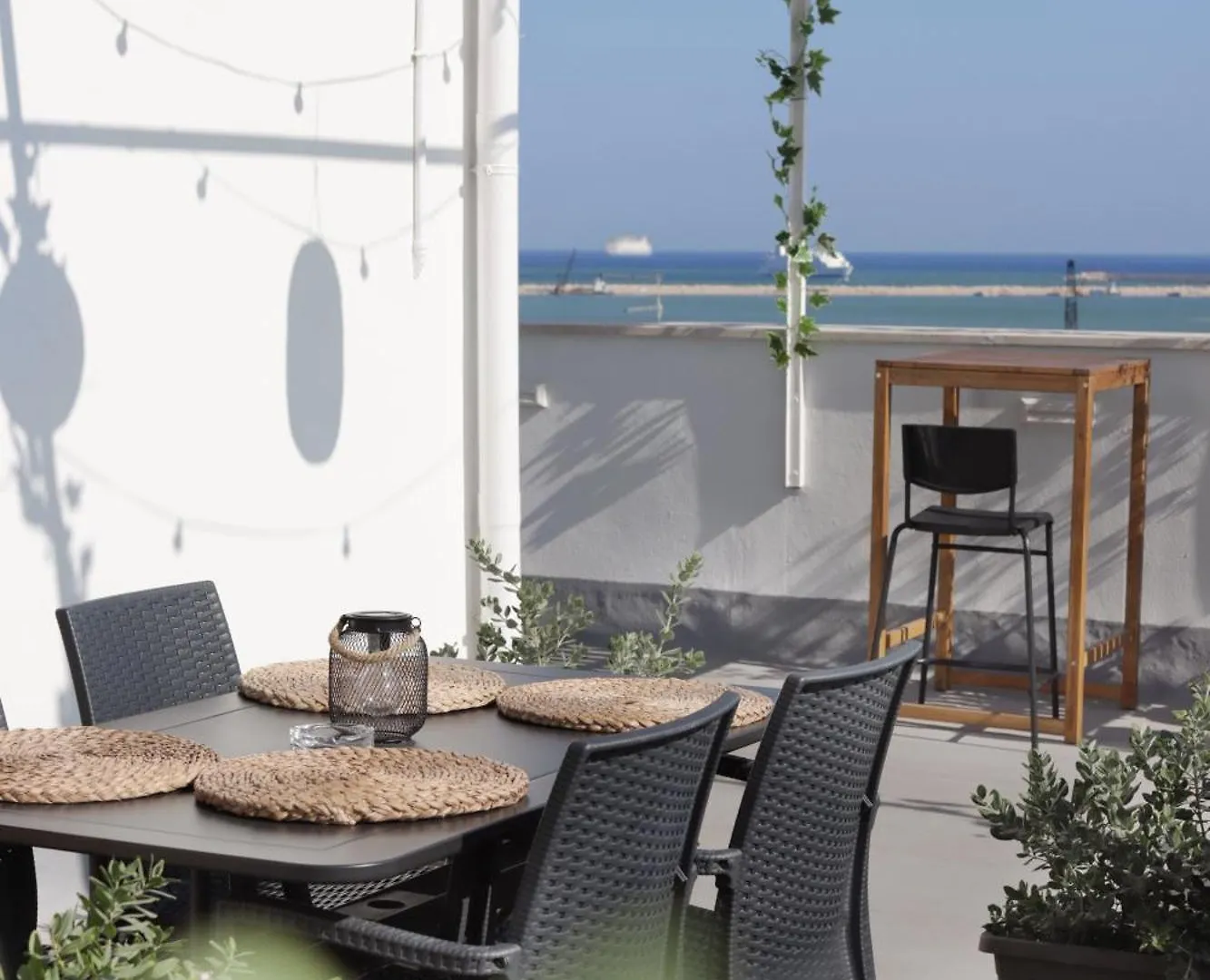 Apartment Ferienwohnung Attic8 Bari Italien